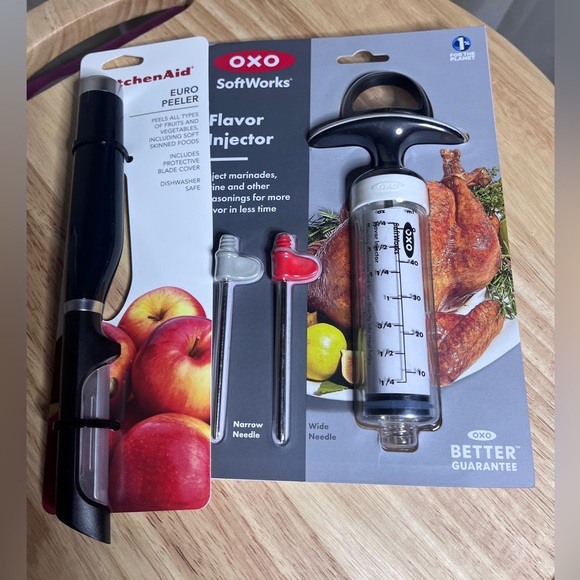 Oxo SoftWorks Flavor Injector with Black Handle and KitchenAid Peeler - Picture 1 of 3